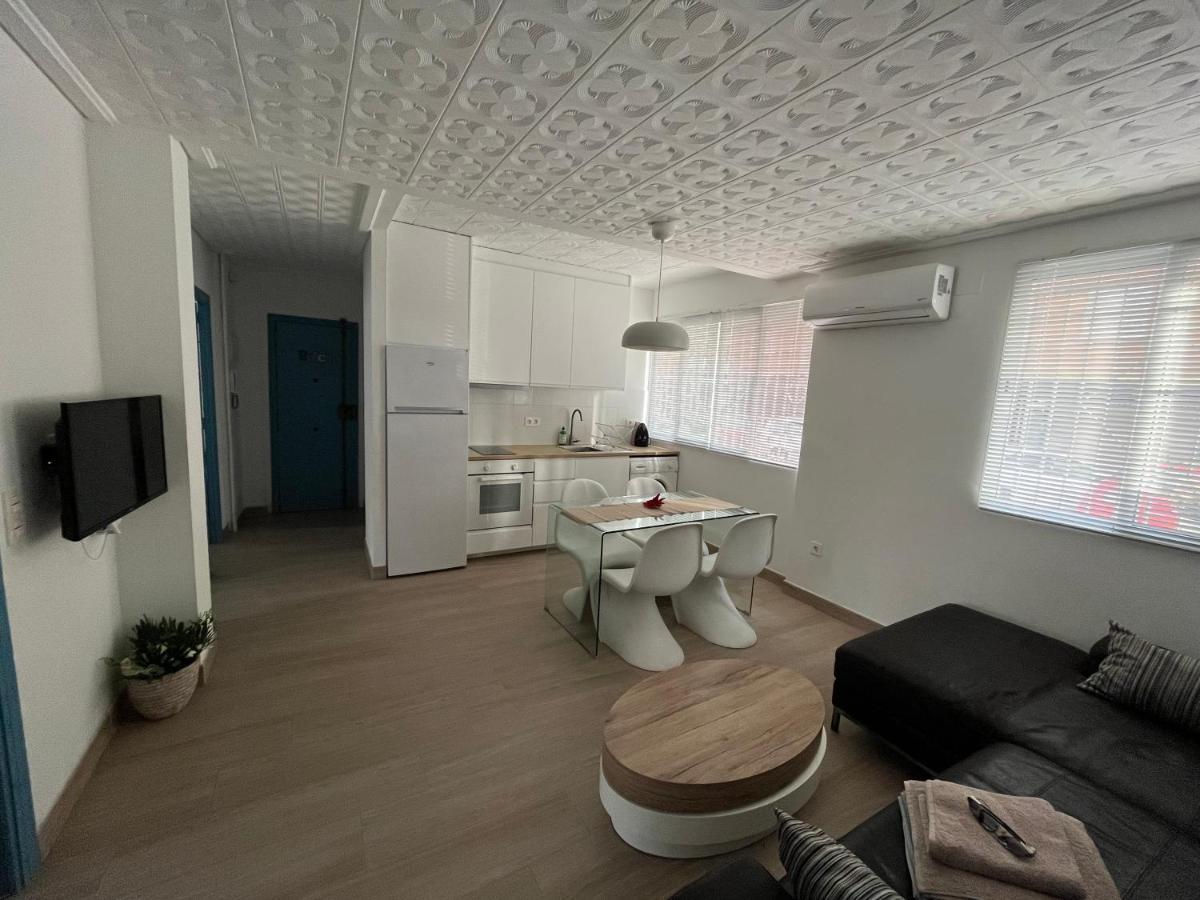 Modernized 3-Bedroom Flat 500M To The Beach Valência Exterior foto